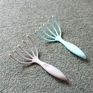 Head Scratching Scalp Massage Octopus